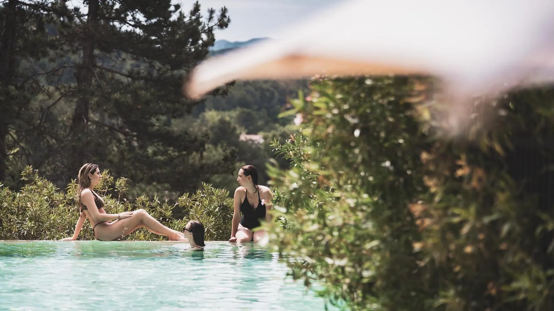 Les Lodges Sainte-Victoire Hotel & Spa Le Tholonet